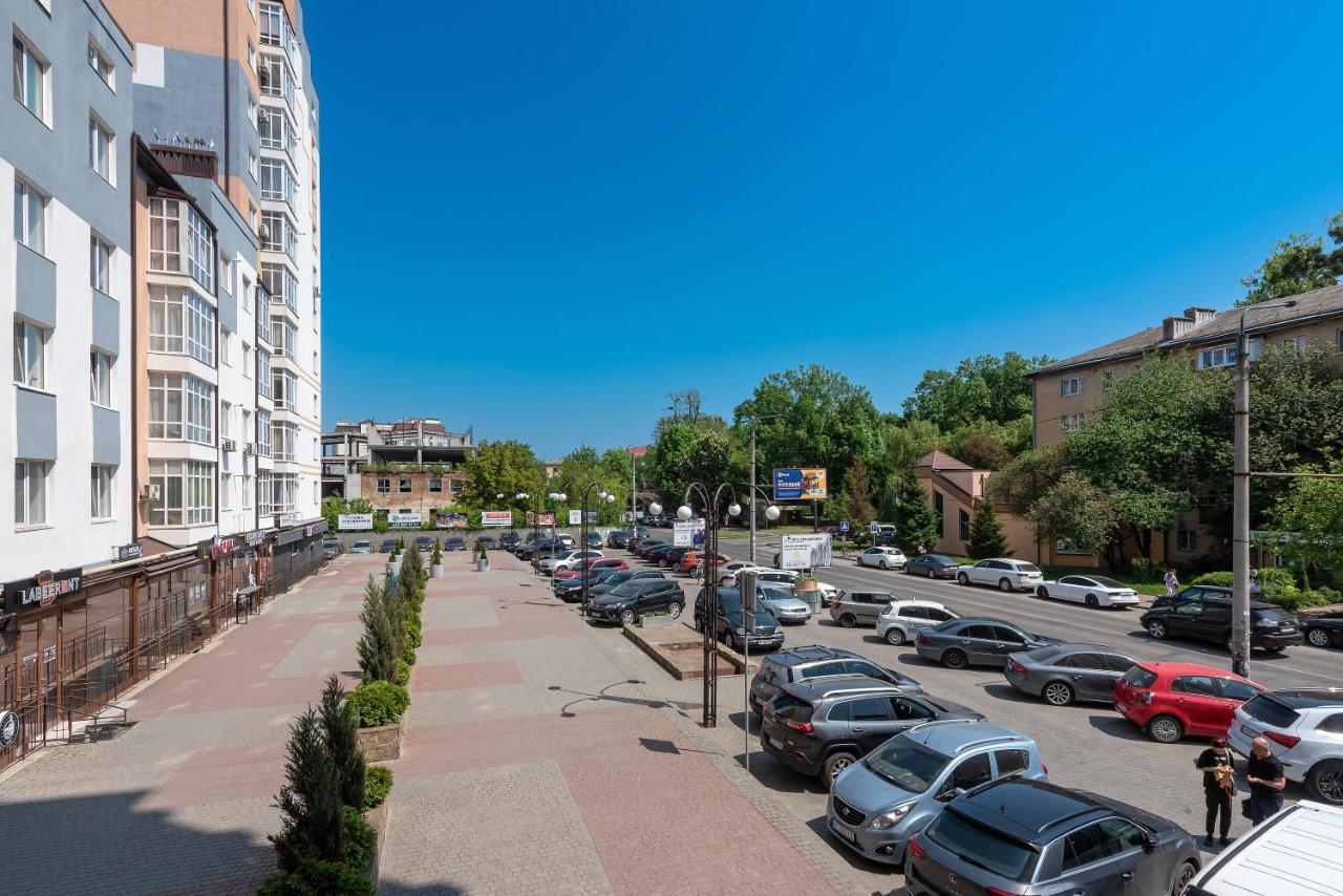 Luxury Apartment Slava Ukraini Iwano-Frankiwsk Exterior foto